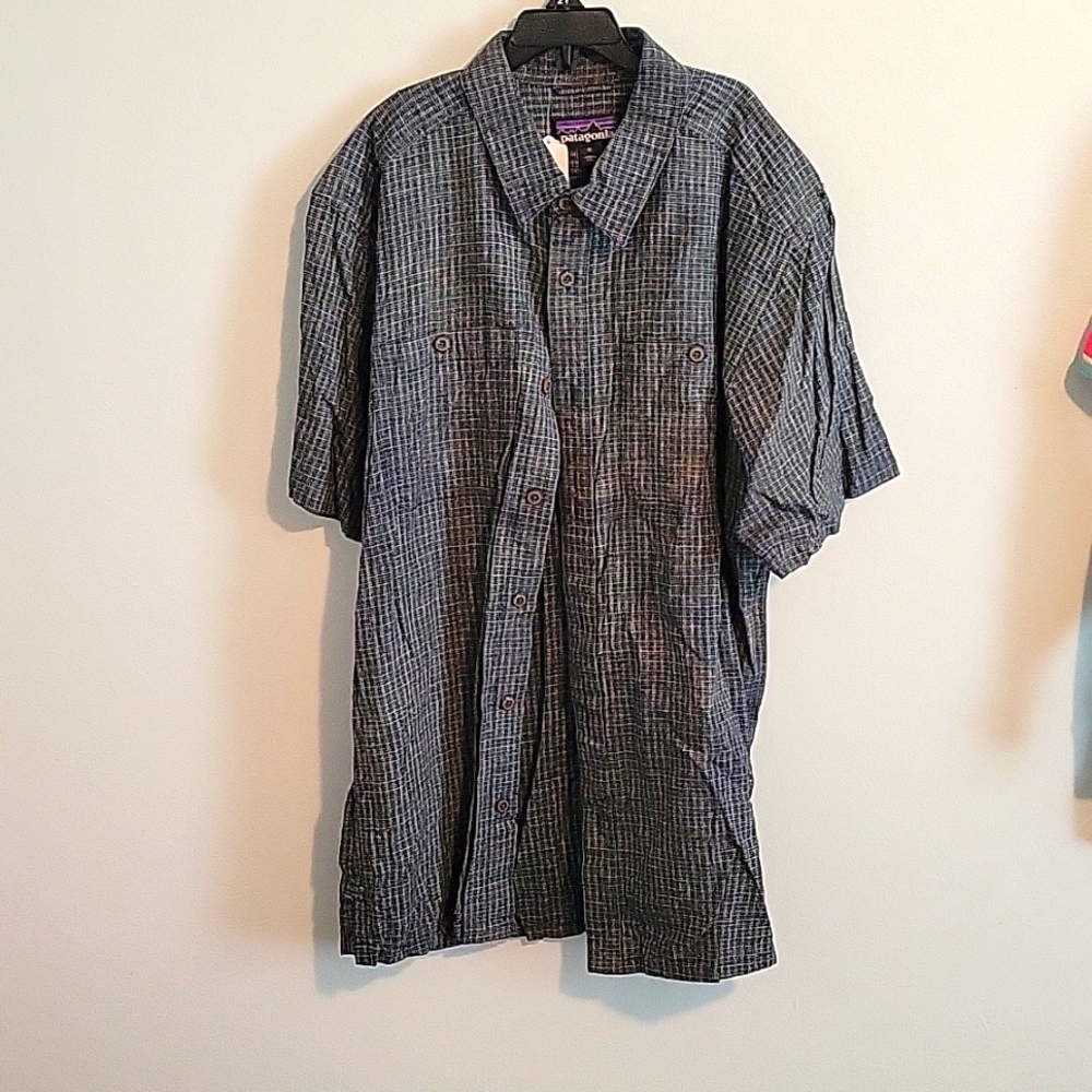 Patagonia short sleeve button up shirt